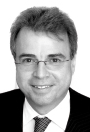 Rainer Kirchdörfer ist seit 1992 Partner der Kanzlei Hennerkes, ...